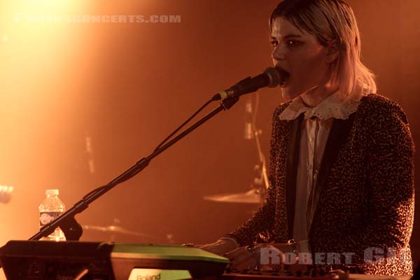 SOKO - 2015-03-18 - PARIS - La Maroquinerie - 